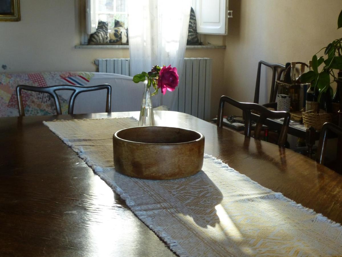 Bed and Breakfast Casa Marcè a Sonno à Porcari Extérieur photo