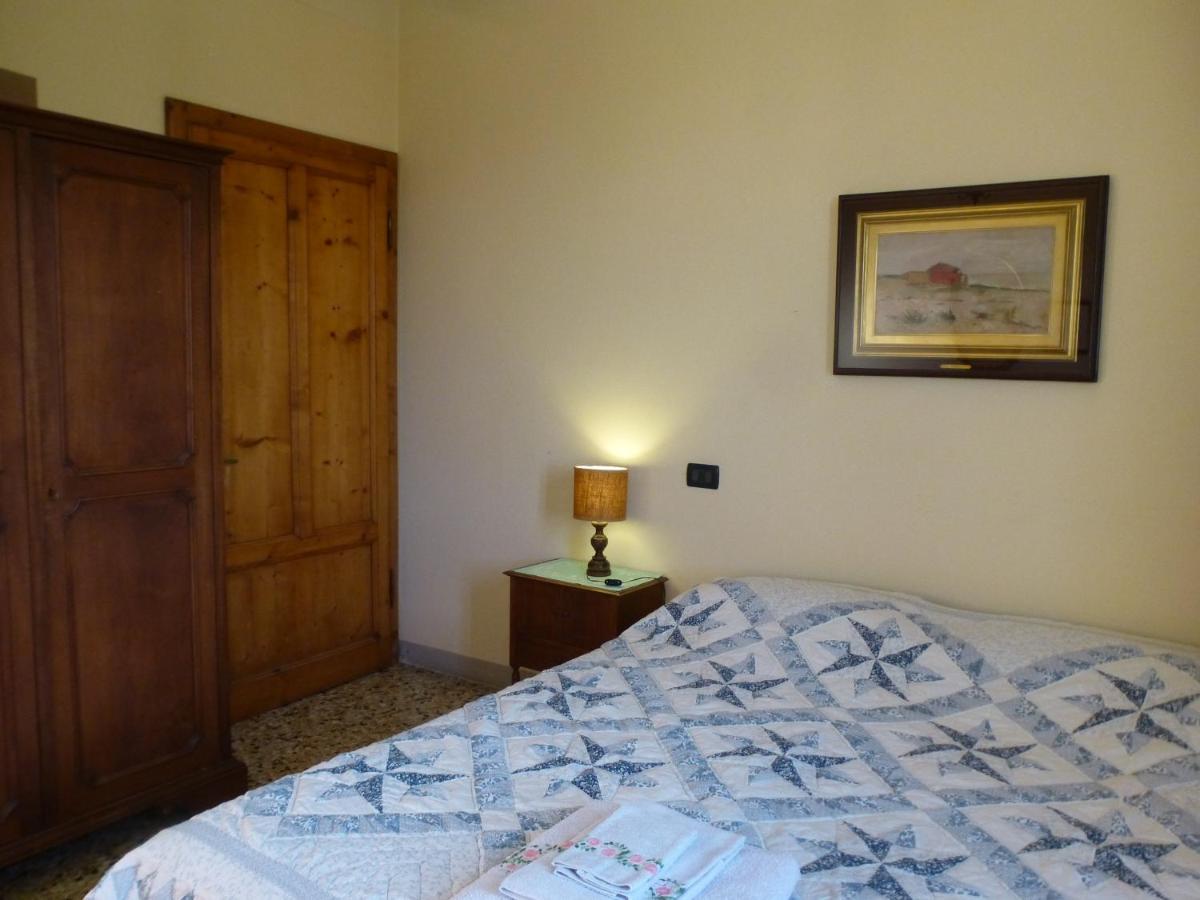 Bed and Breakfast Casa Marcè a Sonno à Porcari Extérieur photo